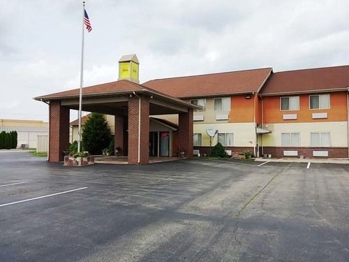 Economy Inn Сиймор Екстериор снимка